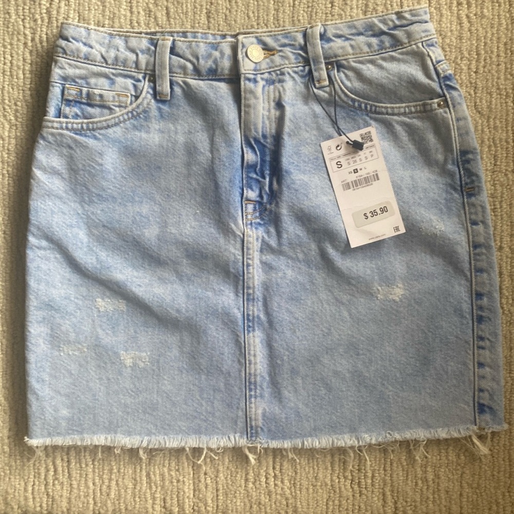 Zara Blue Jean Skirt NWT Small